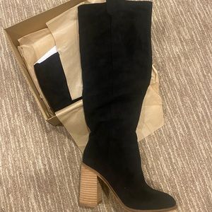 Saint slouch boot size 7
